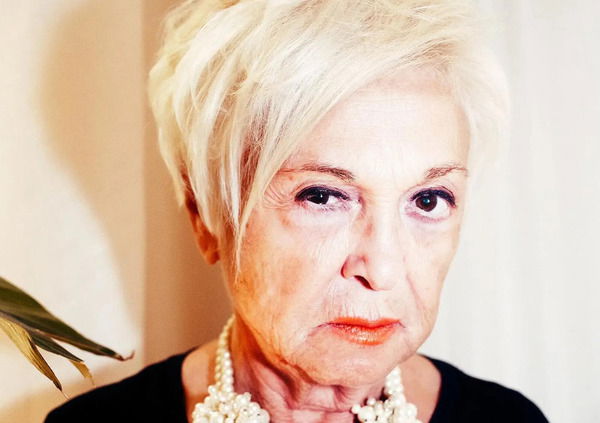Per Wanna Marchi &ldquo;i coglio*i vanno incula*i&rdquo;? S&igrave;, ma stavolta sul Nove. Dopo Netflix la docuserie sulla regina delle televendite arriva in prima serata tv: ecco quando va in onda