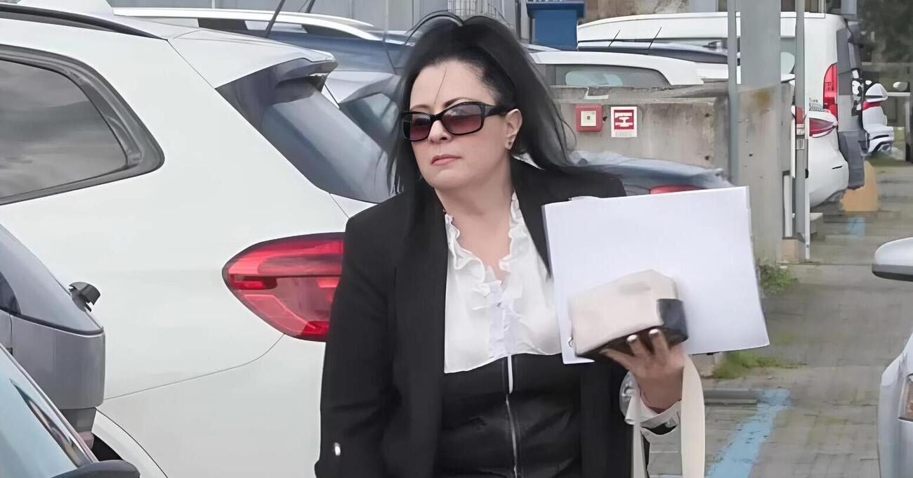 Omicidio Pierina Paganelli, svelata tutta la verit&agrave; da Manuela Bianchi: &ldquo;Louis mi ha abbracciato come sempre. Mia suocera aveva la sottogonna tagliata a met&agrave;&rdquo;. Davvero prima del delitto l&rsquo;aveva accusata di averle rubato del denaro? 