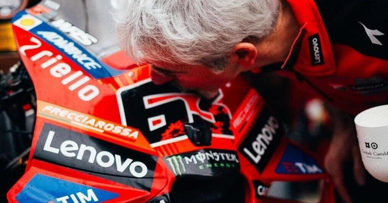 Quindi Dall&rsquo;Igna &egrave; pi&ugrave; per il &ldquo;Marquez sprecone&rdquo; o per il &ldquo;Pecco liberato&rdquo;? Cosa ha detto e perch&eacute; &egrave; ora di farsela finita&hellip;