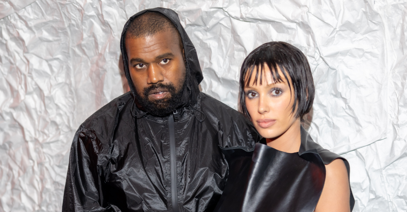 Bianca Censori e Kanye West si sono ufficialmente lasciati? La conferma? WW3, il nuovo album di Ye. Ma cos&rsquo;&egrave; successo? E Kim Kardashian (smutandata) viene ignorata&hellip;