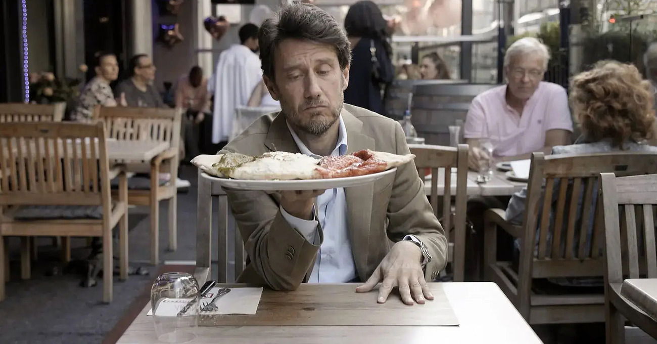 Chef Francesco Panella, &ldquo;Little big Italy&rdquo; sul Nove e i cibi pi&ugrave; pazzi del mondo (con gastroprotettore): &ldquo;La pizza margherita con grilli e cavallette? Rispetto tutti, ma&hellip;&rdquo;. E la cucina italiana? &ldquo;Tra gli spaghetti e il foie gras&hellip;&rdquo;