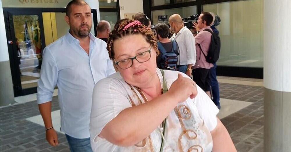 Omicidio Pierina Paganelli, le accuse choc di Valeria Bartolucci a Manuela Bianchi: &ldquo;La stron*a dice che Louis andava da lei e io non mi accorgevo di niente. Che spesso mi metteva le cose per dormire nel t&egrave;&rdquo;. Dassilva l&rsquo;ha fatto anche la notte del delitto?