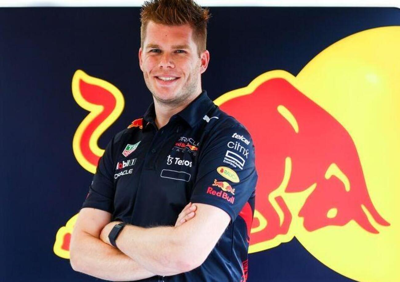 Ma in che senso c&rsquo;&egrave; un Sim Racer dietro il successo di Verstappen a Suzuka? Ecco perch&eacute; giocare fino alle sei del mattino &egrave; stata una buona idea