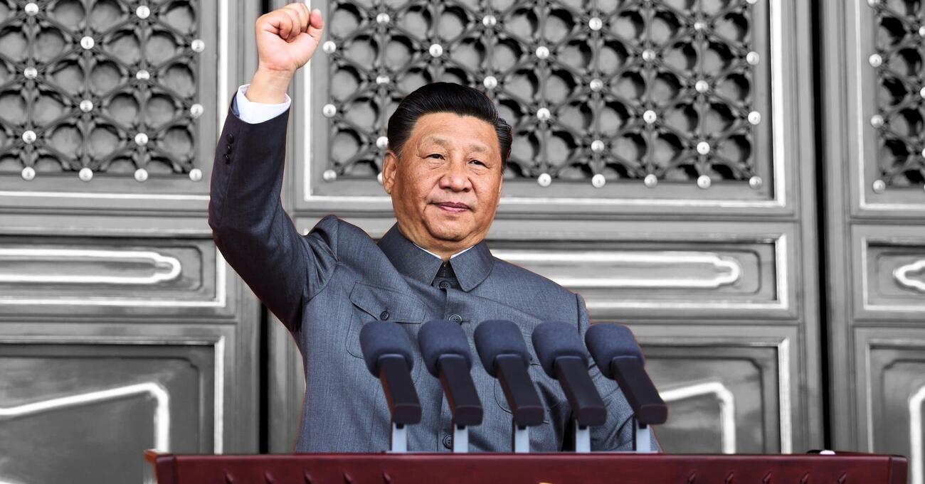 Mica dazi, &egrave; Xi Jinping l&rsquo;uomo pi&ugrave; potente del mondo: ecco perch&eacute; Trump, Putin e Musk lo temono. Abbiamo letto la sua storia segreta e vi spieghiamo i suoi piani tra Cina, Europa, Russia e Usa