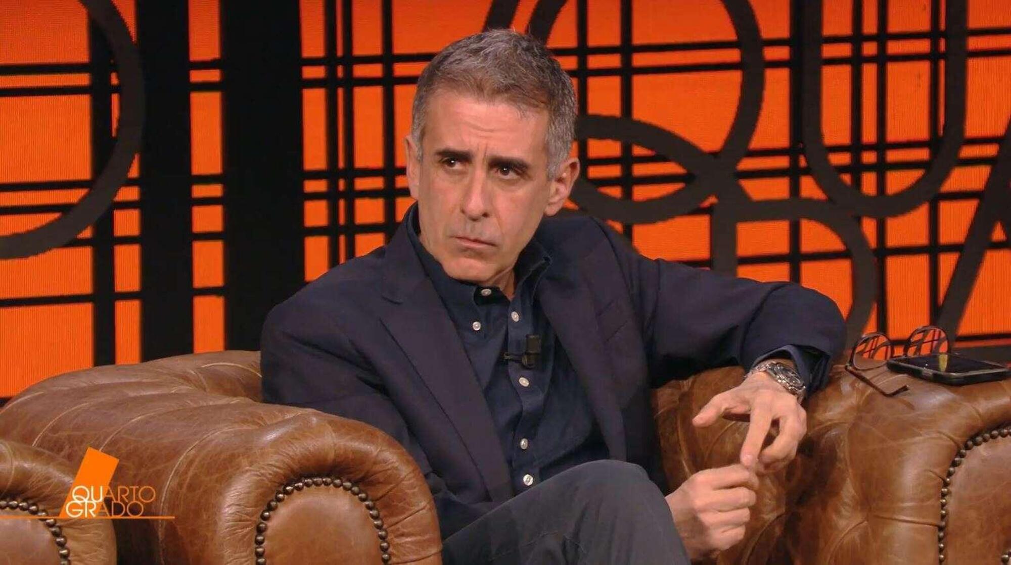 Il giornalista Carmelo Abbate a Quarto Grado