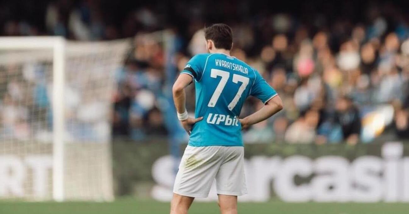 Cari Napoli e Conte, con Kvaratskhelia non ci avete capito un caz*o: in Serie A era diventato la riserva di Neres, a Parigi gioca a calcio come Ges&ugrave; Cristo