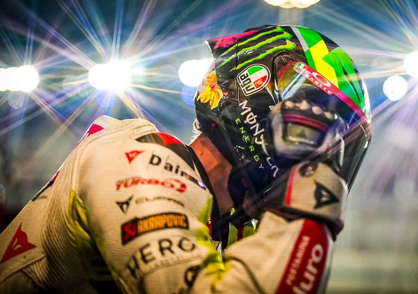 Il "tocchetto" di Valentino Rossi per spingere Morbidelli, il corto muso di Bagnaia su Marquez, la perla nascosta di Quartararo: tutto sul venerdì della MotoGP in Qatar