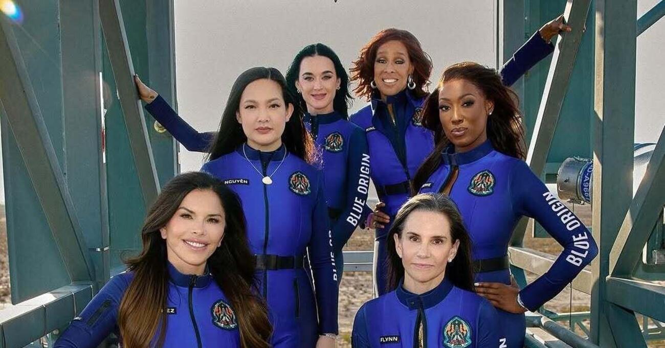 Katy Perry e socie di Blue Origin (cazziate da Emily Ratajkowski) sono davvero andate nello spazio? No, e se non ci avete capito niente vi spieghiamo perch&eacute;. Ecco in cosa consisteva il &ldquo;viaggio&rdquo; e&hellip; alla fine forse ha ragione Emrata