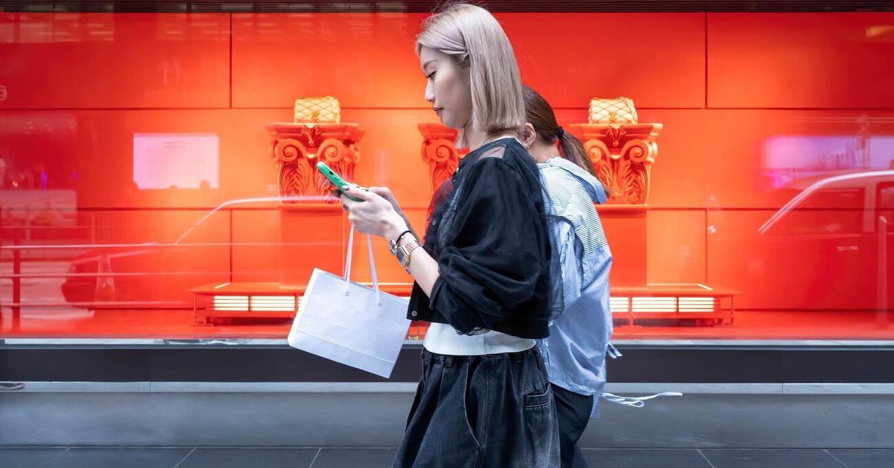 GLI INFLUENCER BOMBARDANO LA MODA: &quot;I brand di lusso europei troppo cari? Comprateli in Cina alla met&agrave;, dove li producono&quot;. Antonio Mancinelli: &quot;Il futuro &egrave; altrove. E costa meno...&quot;