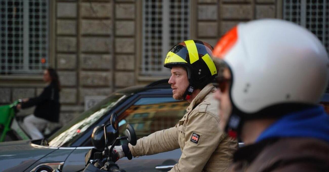La Divina Commedia alla milanese &egrave; la Milano Design Week: l&rsquo;abbiamo cavalcata con due Triumph della gamma 400 e un tesserino stampa nel portafoglio