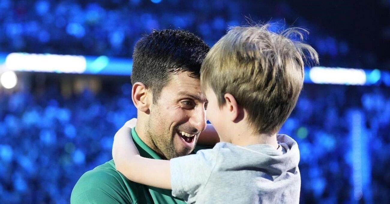 Signori, qui siamo oltre il tennis: Il figlio di Djokovic tifa per Alcaraz e si, Nole non ha bisogno di farsi venerare anche a casa perch&eacute; &egrave; un gigante