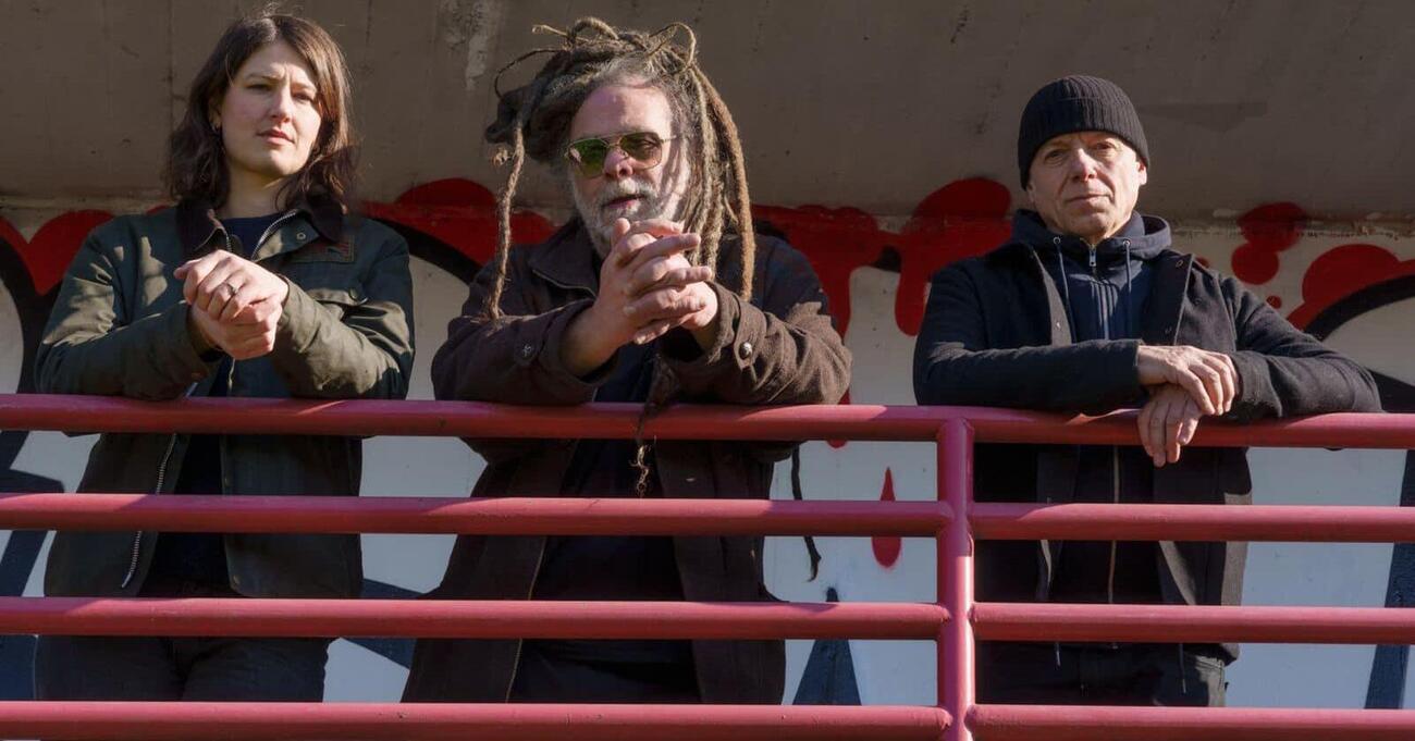 &ldquo;DOVEVAMO SPARARE AI DJ&rdquo;. I Delta V, i Nazisti dell&rsquo;Illinois e la musica con un ruolo sociale. Flavio Ferri: &ldquo;La cultura oggi vale meno di un paio di scarpe&hellip;&rdquo;