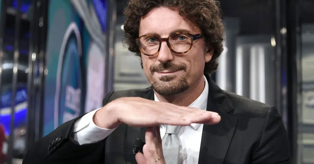 La nuova vita dell&rsquo;ex ministro Danilo Toninelli: dalla batosta Benetton al mental coaching, il mantra di Danilo il &ldquo;guru&rdquo; &egrave; Bastapensieri.it. Ma perch&eacute;?