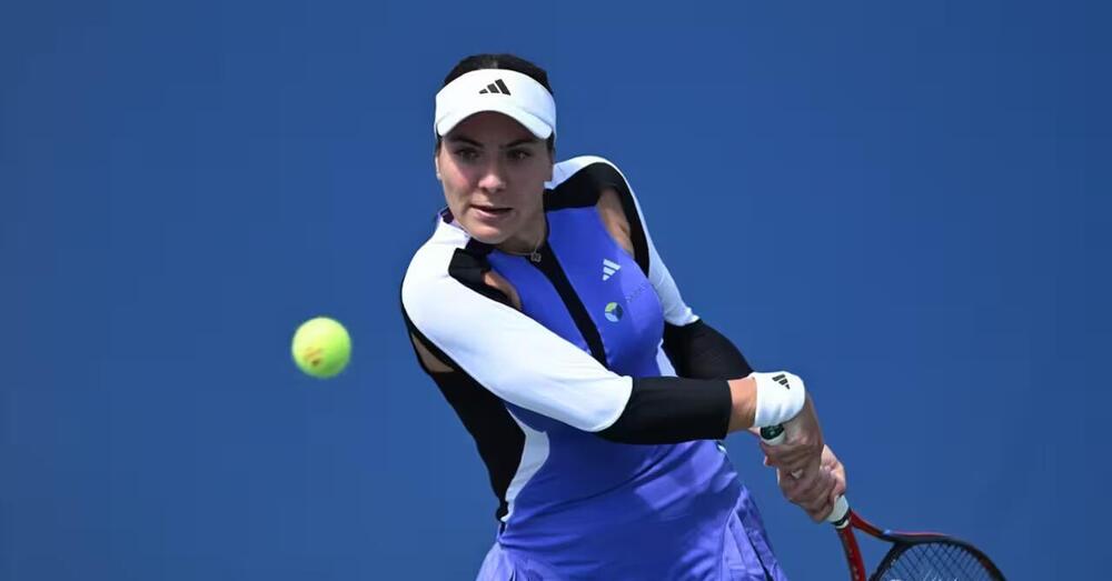 Torneo di Madrid, come sbroccano le donne del tennis: tra strette di mano mancate, l&rsquo;arbitro che deve intervenire e&hellip; Ecco a voi lo spettacolo del Wta