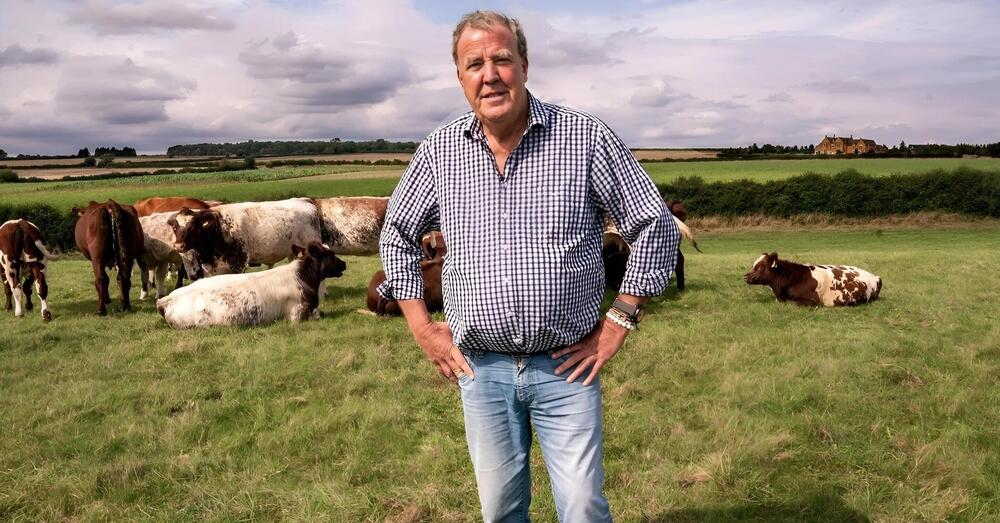 Ma in che senso Jeremy Clarkson vuole fare l&rsquo;ostetrico (per le mucche)? PAZZESCO. &ldquo;Ho trovato qualcosa che amo e in cui sono abbastanza bravo&rdquo;