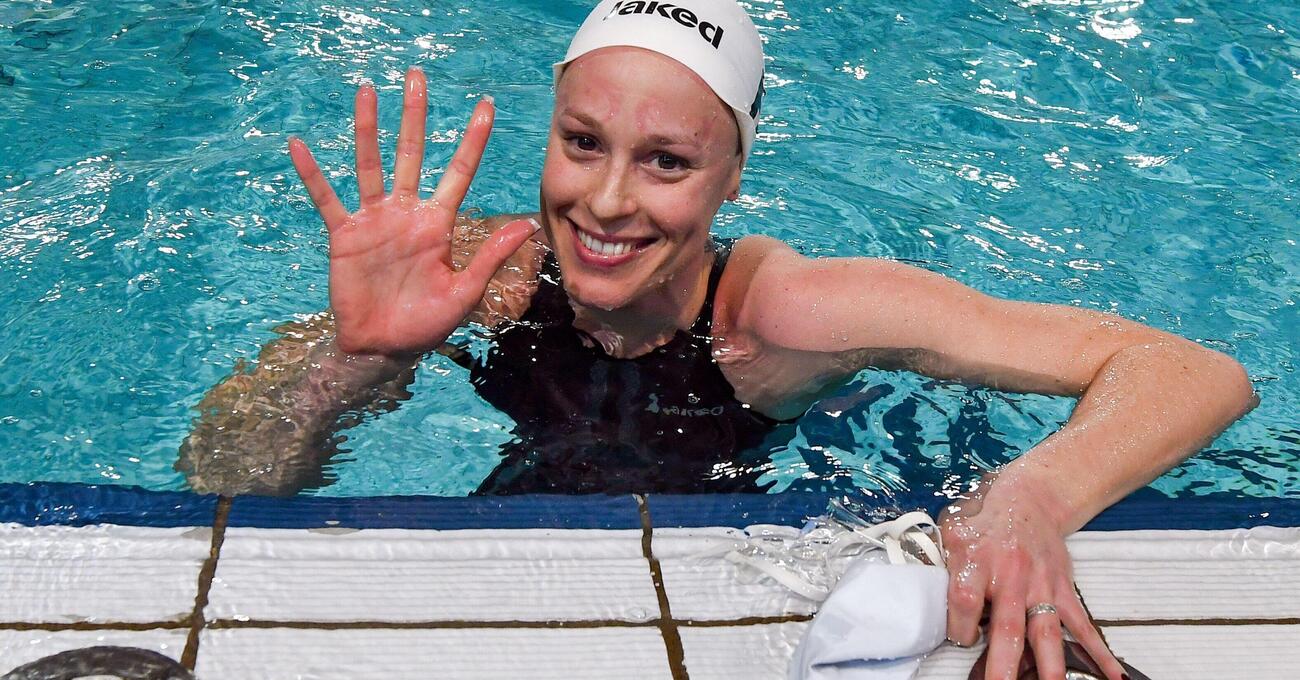 Federica Pellegrini scatenata, a Le Iene spara su tutto: Jannik Sinner e Alex Schwazer (doping), lo scazzo con Thomas Ceccon, l&#039;etichetta di &quot;mangiauomini&quot; e canta Bella stronza. Intanto su Italia 1 tornano le inchieste su Davide Barzan e Rocco Siffredi...
