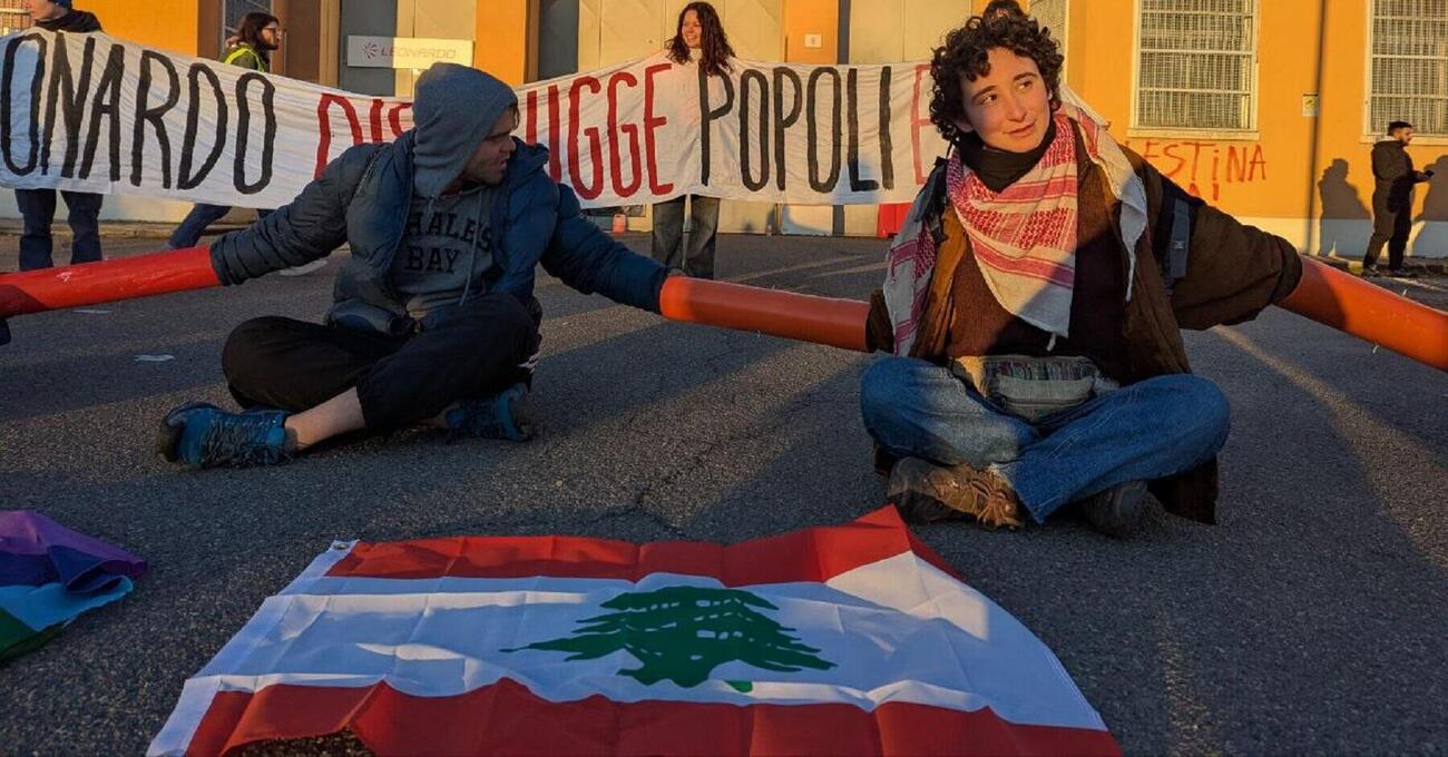 Ok, ma cosa succede a Leonardo con la protesta di Extinction Rebellion? Hanno occupato la sede di Roma &quot;complice di genocidio&quot;: le accuse di alimentare il massacro a Gaza con armi e tecnologia, mentre il governo fa finta di non sentire&hellip;