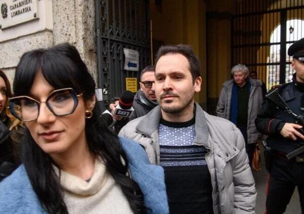 Omicidio Poggi, IL PASSATO OSCURO di Andrea Sempio: la passione per i pugnali, il demonio e i riti magici. E se non fosse Alberto Stasi l&rsquo;assassino di Chiara ma lui? E quell&rsquo;inquietante scontrino conservato come alibi anche se&hellip;