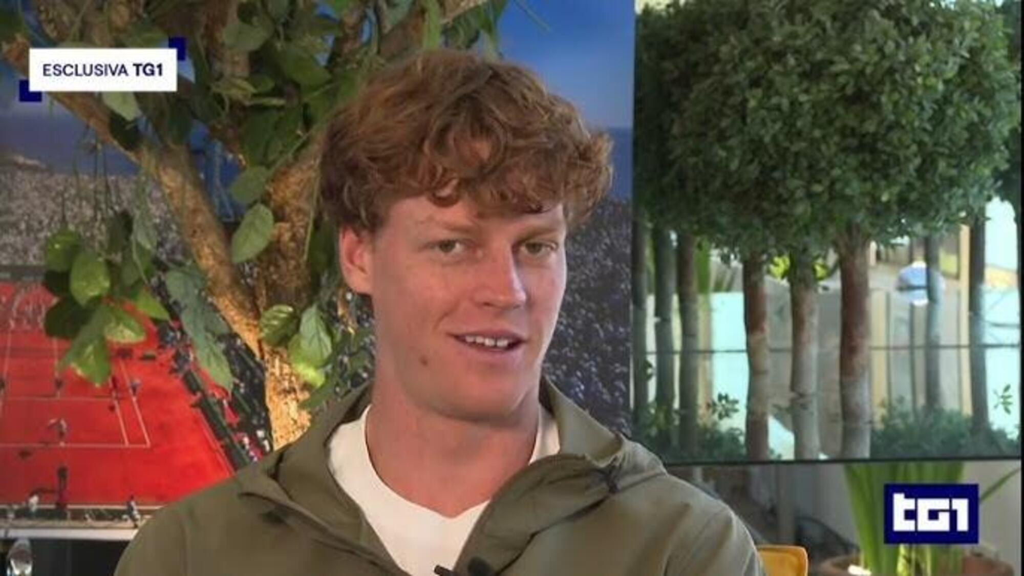 Jannik Sinner durante l'intervista di Ian Marco Chiocci in onda sul tg1