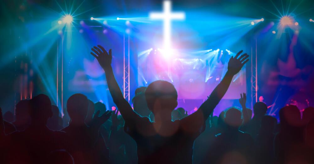 TIKTOK, CHI &Egrave;? DIO: ora alla Gen Z piace il Conclave? Dalla morte di Francesco al Fantapapa, la Chiesa non &egrave; pi&ugrave; &ldquo;roba da credenti&rdquo; e diventa un trend (anche politico): ma &egrave; davvero un bene?