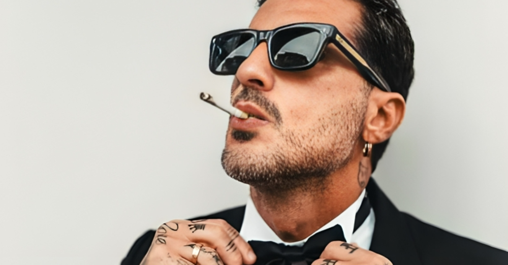 Falsissimo (a pagamento) sulle baby gang? Uno spettacolo: Fabrizio Corona smonta tutto, fa pip&igrave; in casa della gente e d&agrave; lezioni ai giornalisti: la rissa, &ldquo;castimare i morti&rdquo; e le rapine: chi sono i veri bulli?