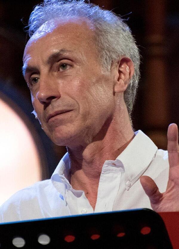 Travaglio asfalta Meloni sul lavoro: &ldquo;Boom di inattivi, calo delle ore e cassa integrazione&rdquo;. Ecco i numeri