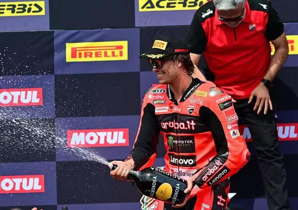 Bulega che piega Toprak, la prima volta di Roberta, gli occhi di Schwant e Tardozzi con Grassilli &ldquo;in astineza&rdquo;: tutto sul sabato della SBK a Cremona