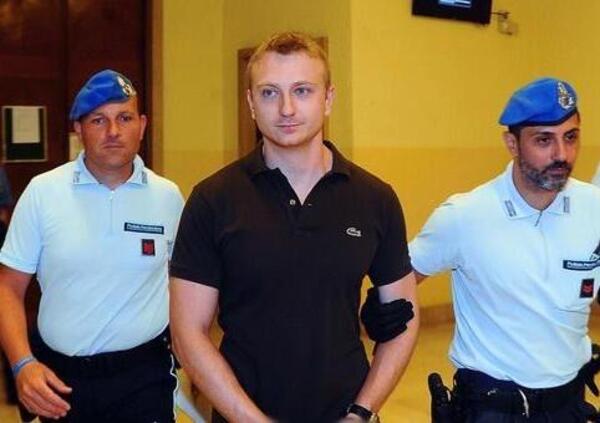 Omicidio Poggi, IL BUCO NERO NELLE INDAGINI: perch&eacute; non sono stati fatti prelievi in casa di Alberto Stasi dopo la morte di Chiara? Come mai non sono state cercate tracce di sangue sulla tastiera del suo pc? L&rsquo;assassino potrebbe essersi ferito perch&eacute;&hellip;