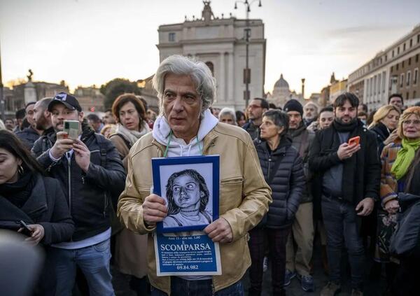 Caso Orlandi, NUOVA BOMBA su Emanuela: indagato blogger per favoreggiamento dopo dei post social. Il fratello Pietro: &ldquo;La cosa particolare &egrave; che &egrave; stata l&rsquo;Antimafia ad agire&rdquo;. Forse perch&eacute; il pm che si occupa del caso &egrave; della DDA?