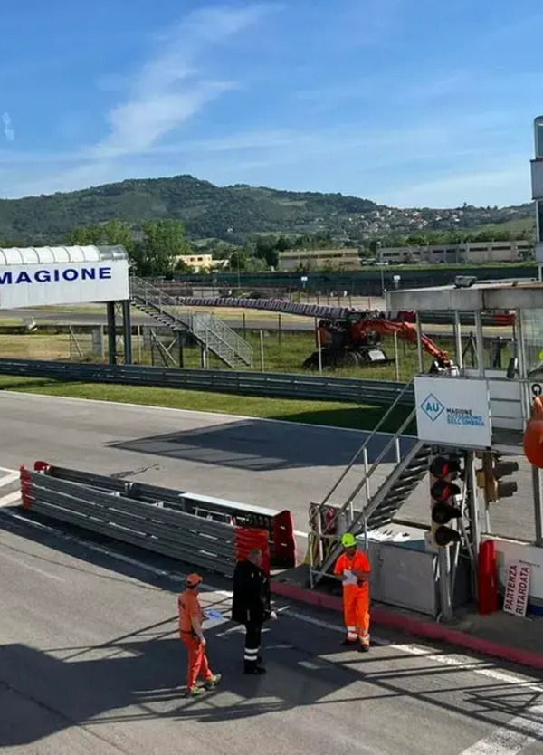 Incidente a Magione: pilota milanese di 10 anni in gravi condizioni. Fa gi&agrave; male cos&igrave;: tacere giudizi e commenti &egrave; un dovere