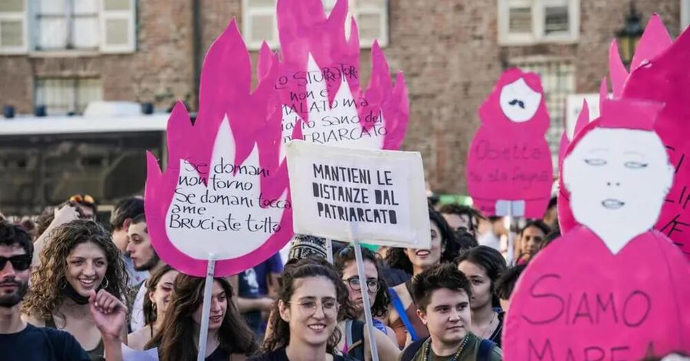 LA VERIT&Agrave; SULL&rsquo;EMERGENZA FEMMINICIDI? &ldquo;I media gonfiano i casi in modo isterico creando una psicosi di massa&rdquo;. Intervista definitiva a Vincenzo Mauro, docente di statistica: &ldquo;Io denunciato all&rsquo;Agcom per aver parlato di numeri oggettivi&hellip;&rdquo;