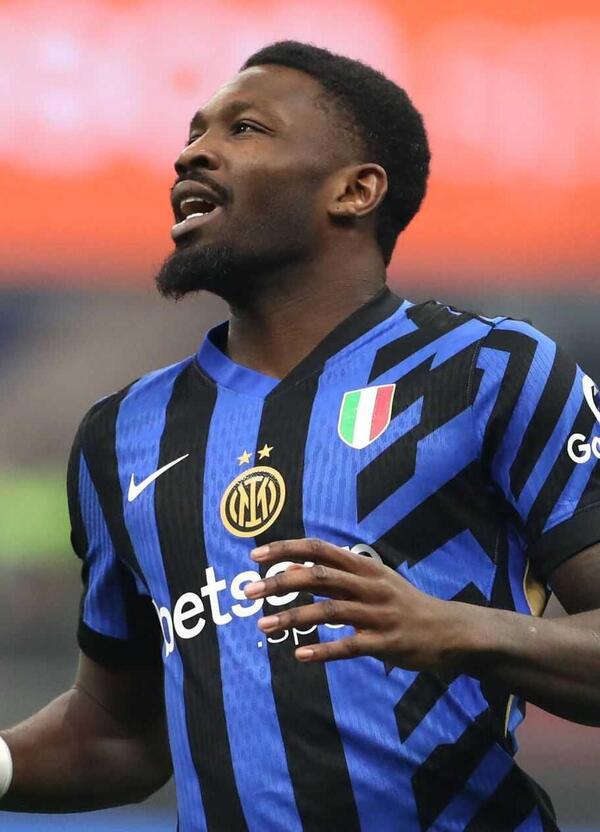 Le gravissime accuse di violenza a Thuram prima di Inter-Barcellona: il video di denuncia e...