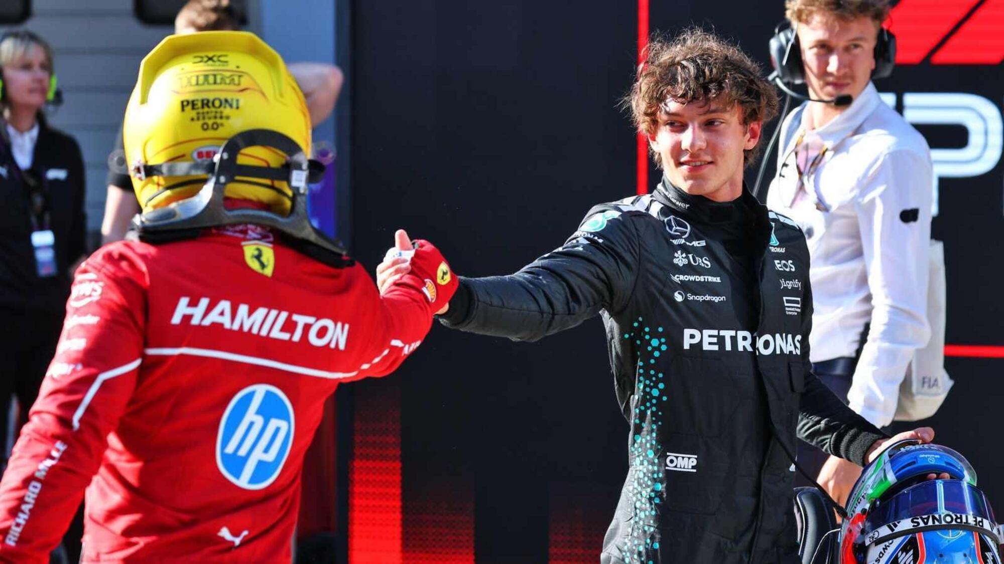 Lewis Hamilton e Kimi Antonelli