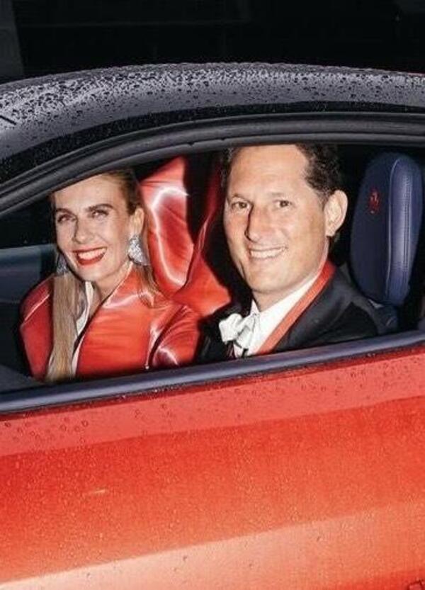 Ma avete visto il LOOK INCREDIBILE di John Elkann e Lavinia Borromeo al Met Gala? [FOTO]
