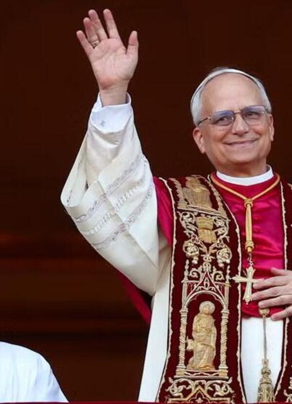 Il linguaggio del corpo di Papa Leone XIV cosa racconta? Pi&ugrave; di tante parole! L&#039;analisi dell&#039;esperta