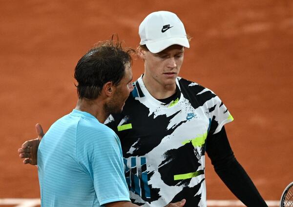 Nadal si lancia in previsioni tra Sinner e Alcaraz e avvisa Jannik per Roma: &ldquo;Sar&agrave; difficile perch&eacute; dopo un periodo lontano dalle competizioni&hellip;&rdquo;. E sul doping, Musetti, Berrettini e Cobolli&hellip;
