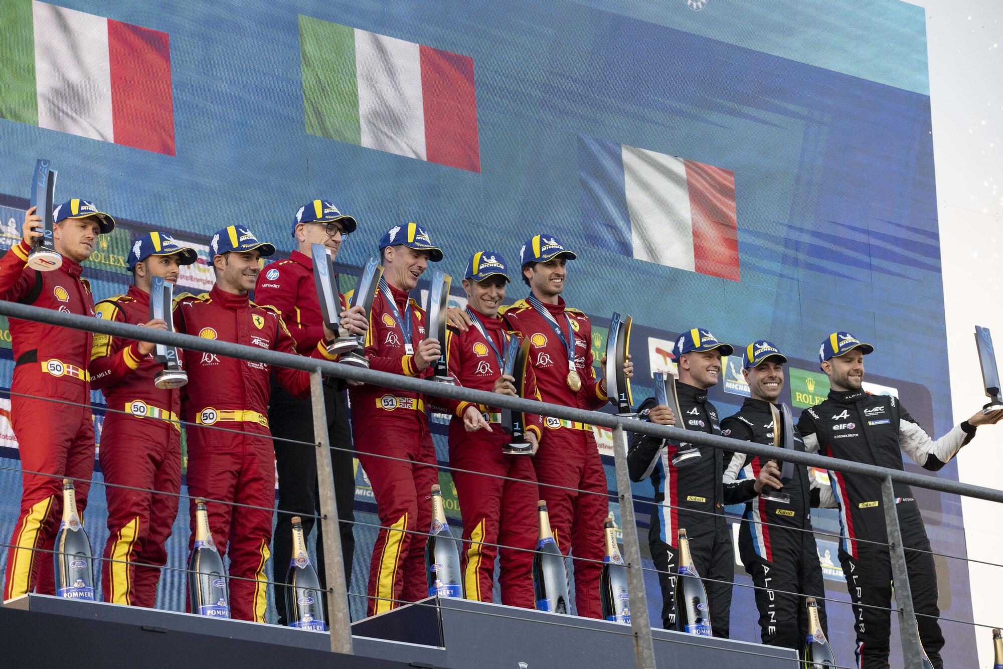 I due equipaggi della Ferrari sul podio della 6h di Spa