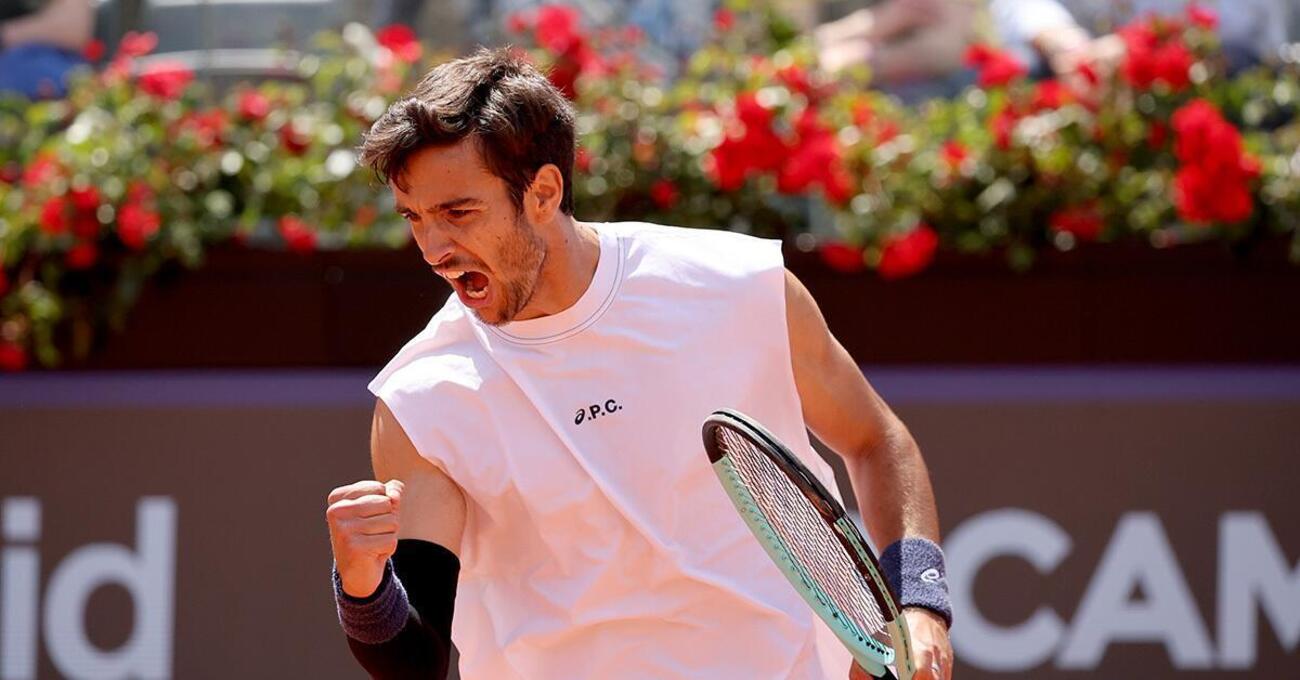 Musetti contro Medvedev a Roma. Parla il coach Tarantini, che vuole portare Lorenzo in Top 5: &ldquo;Nel 2023 ci giocammo due volte in una settimana perdendoci. Con Daniil serviranno variazioni e&hellip;&rdquo;. Poi su Sinner, il rientro e il clima agli Internazionali...