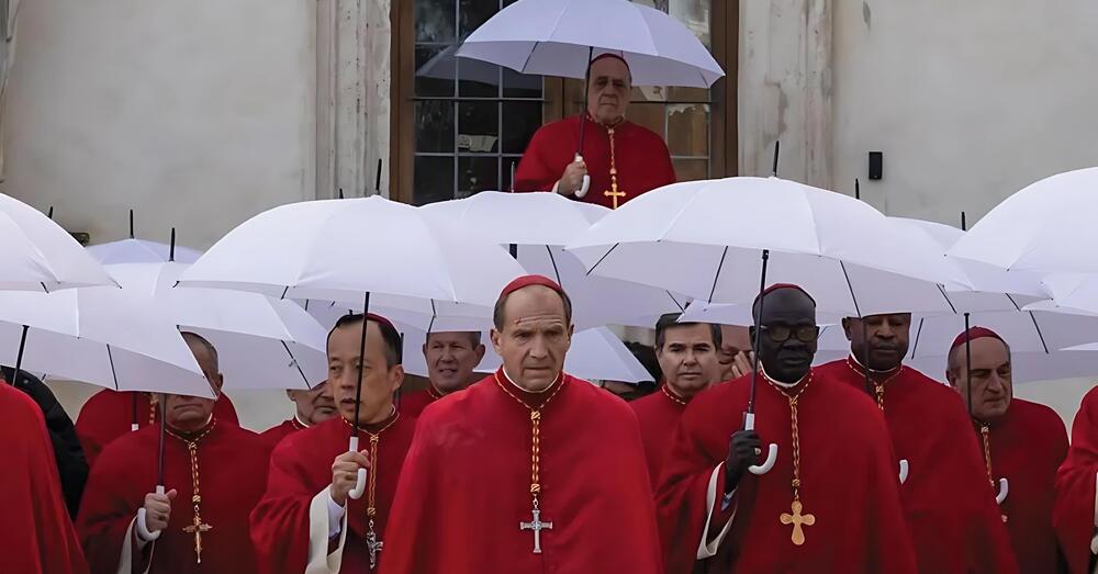 Tutti i segreti del Conclave di Leone XIV svelati dai cardinali: ma se dovete raccontare tutto, perch&eacute; non eleggete il papa pubblicamente?