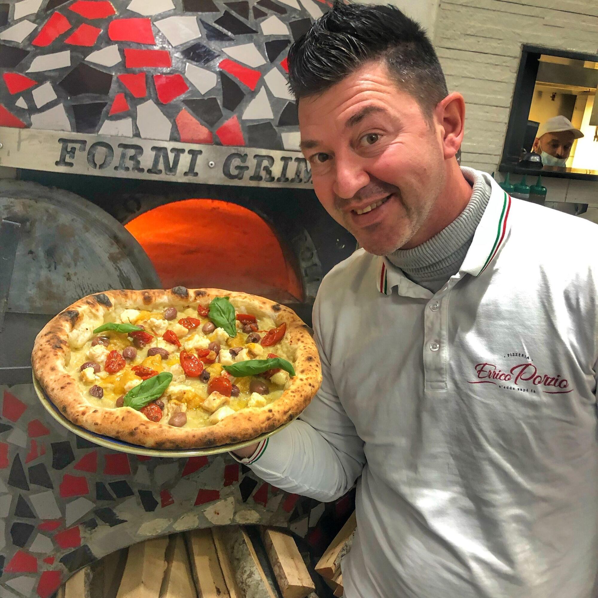 Il pizzaiolo Errico Porzio