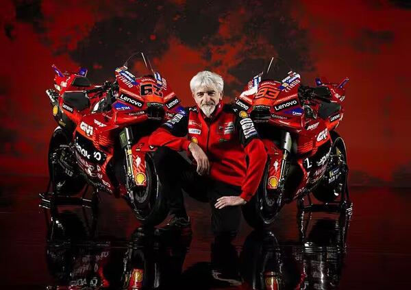 &ldquo;Complimenti Johann&rdquo;: Gigi dall&rsquo;Igna per una volta parla prima degli altri. E su Ducati: &ldquo;Sorriso da restituire a Pecco. Marquez? Non poteva fare di pi&ugrave;&rdquo;