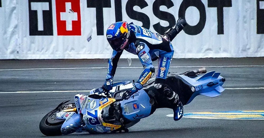 Marc Marquez &ldquo;bugiardo&rdquo; e parac*lo? S&igrave;, se a dirlo con una risata &egrave; il fratello Alex: &ldquo;La sua tattica non funzioner&agrave;&rdquo;