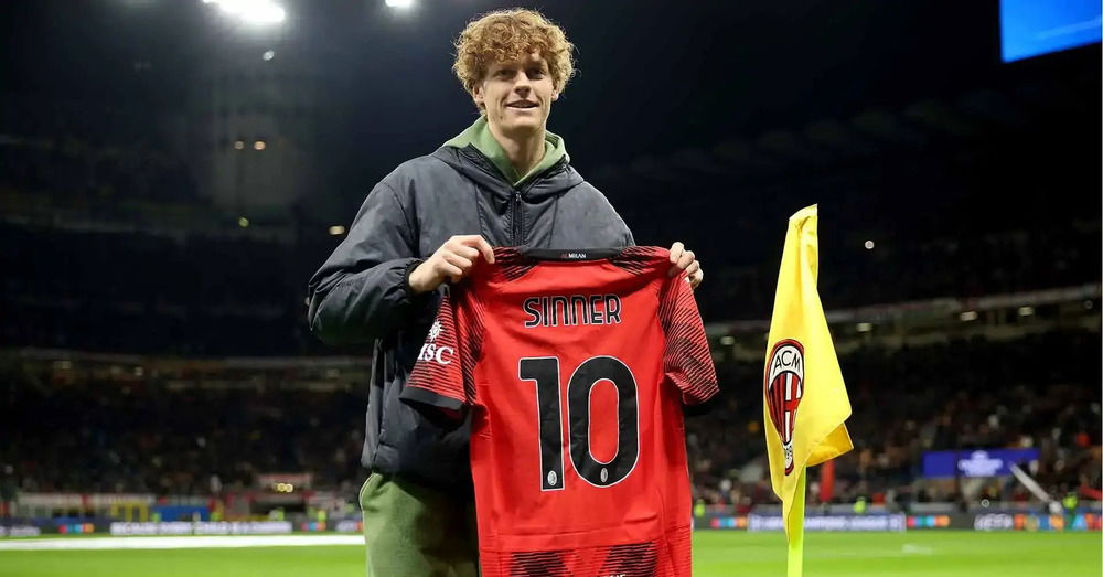 Gli unici che possono fermare Sinner (che tifa Milan) sono l&#039;Inter e gli interisti che ha in squadra? Per Bertolucci (che demolisce i rossoneri) s&igrave;: &ldquo;Ma Jannik come vive tranquillo con Vagnozzi?&rdquo; E sulla finale di Coppa Italia e San Siro...
