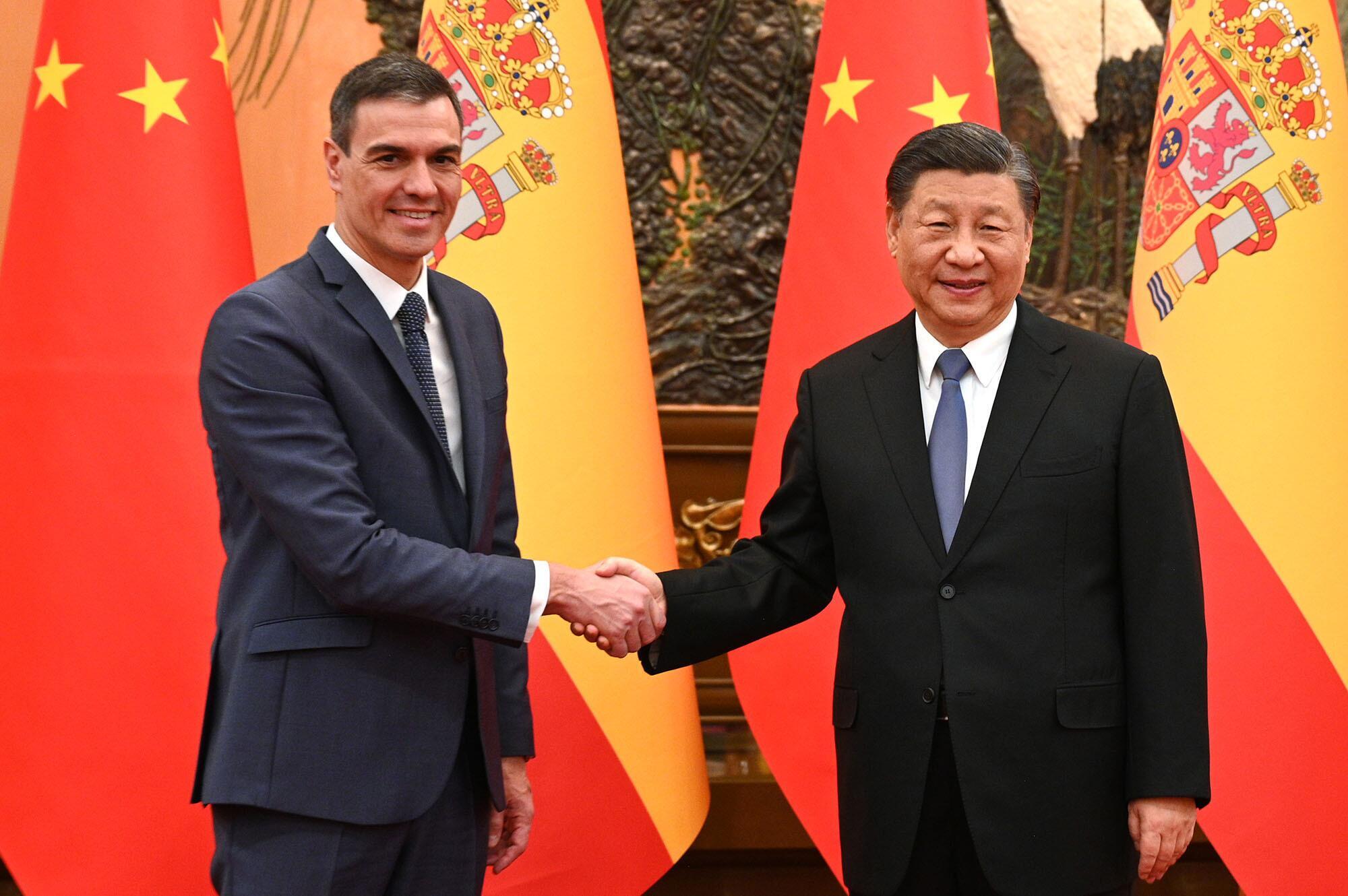 Pedro Sanchez e Xi Jinping