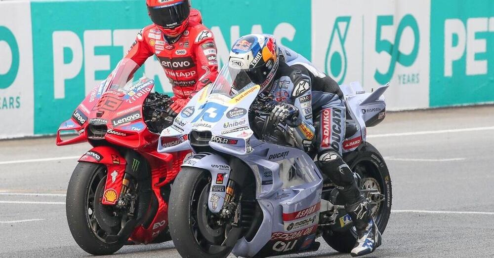 Ma davvero il manager dei Marquez sta gi&agrave; spingendo per Alex nel team ufficiale Ducati con Marc? S&igrave;, ecco cosa ha detto (ma facendosi anche una risata)