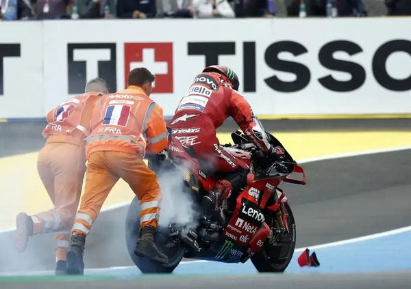 [VIDEO] LE BOMBS! La MotoGP a Le Mans che non hai visto in TV: l&rsquo;impresa di Zarco, quella di Marc Marquez, il dramma di Bagnaia e&hellip; Hangover