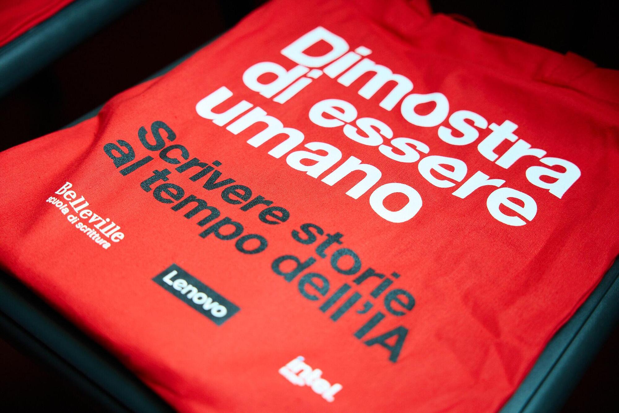 Dimostra di essere umano – Scrivere storie al tempo dell'AI è il titolo dell'iniziativa di Lenovo e Scuola Belleville