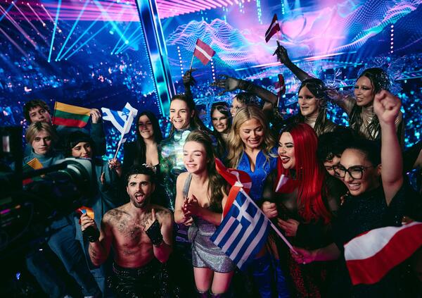 LE PAGELLE dell&rsquo;Eurovision 2025, la seconda semifinale: l&#039;Australia canta di sbor*a (2), BigMama non commenta Israele (8), la fonduta &quot;por*o&quot; (5), peggio delle solite canzoni horror c&#039;&egrave; la Francia che rischia di vincere 
