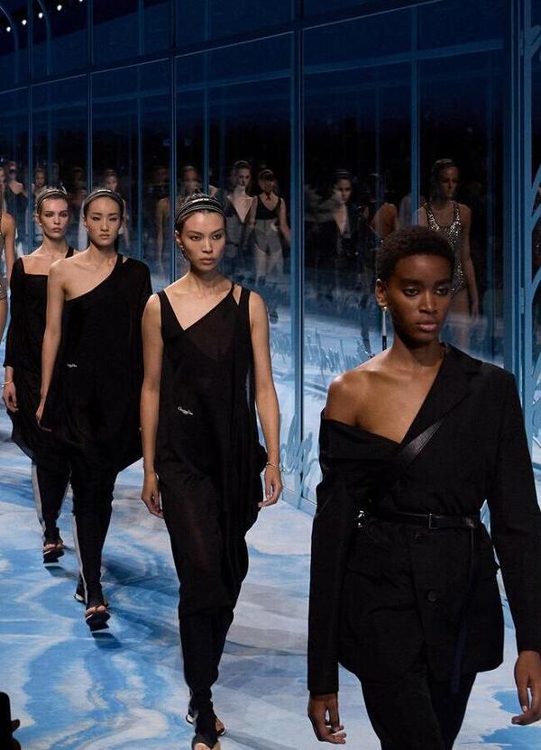 Dior, Valentino e tutti gli altri stro*zi: guida aggiornata al caporalato nell&rsquo;alta moda, quello del Made in Italy a basso budget cucito nei seminterrati