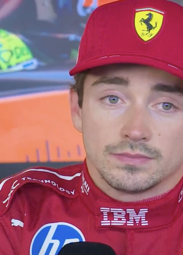 Ferrari, a Imola l&rsquo;immagine del weekend sono le scuse di Charles Leclerc: &ldquo;Inaccettabile&rdquo;. E intanto Max Verstappen avverte Oscar Piastri